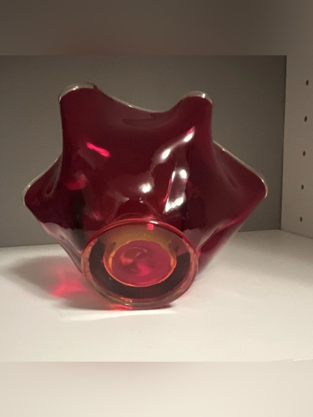 LE SMITH Vintage Red Glass Tulip Decorative Bowl - Picture 3 of 5